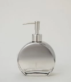 Dispenser Voor Vloeibare Zeep Madelyn Zilver -Woninginrichting 06113a9784eb419fac06de047b7f3fd3