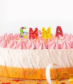 Verjaardagskaarsen Voor De Naam Emma -Woninginrichting 09292d4f5e6a4f989c8142f3a3298d40