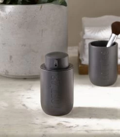 Zeeppomp Loft 48 Zwart -Woninginrichting 0aefb895030245988bc07b803b105f47