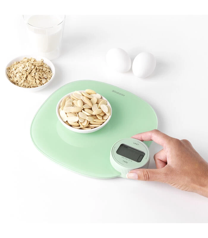 Brabantia Tasty+ Keukenweegschaal Met Dynamo, Digitaal-Jade Green 4 Brabantia Tasty+ Keukenweegschaal Met Dynamo, Digitaal-Jade Green - Afbeelding 2