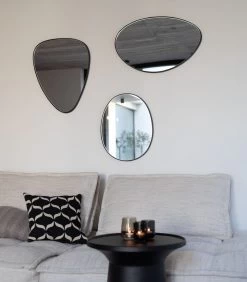 Stone Small - Spiegel - Zwart -Woninginrichting 33f9895efe3f4a80b297ce4260abed1a