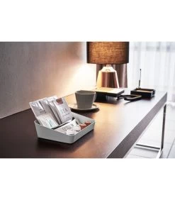 Yamazaki Amenity Box - Tower - White -Woninginrichting 47c13e6147544cbebb9787f28b4f43d8