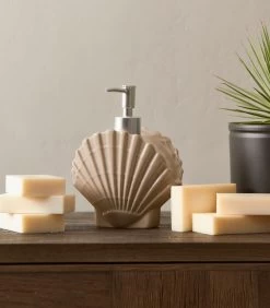 Zeeppompje, Zeepdispenser Schelp - Beach Shell - 450 ML -Woninginrichting 4c99f5d2a2e7405fa7aef226c468b423