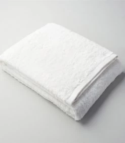 Gezichtshanddoek Solid 85x150 Cm Wit -Woninginrichting 61213165ecdb47fc8fd0b1d2953a047b