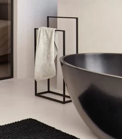 Handdoekrek YURI Black-09 -Woninginrichting 701d14a702b2463fbc47397e11c8bbeb