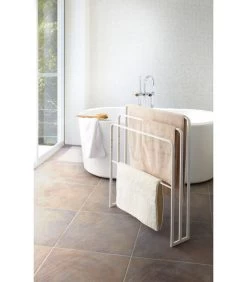 Yamazaki Bath Towel Hanger With 3 Bars - Tower - White -Woninginrichting 7afc93b0b5594cebb204bf2addf3538b