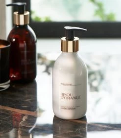 Handcreme 300ML Lichaamsverzorging - Hand Lotion Ibiza 300ML - Bruin -Woninginrichting 8f7063c3e4c6499e84b7214f066540dc