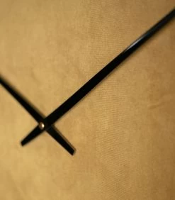 WOOOD Renske Wandklok - Velvet - Okergeel - 5x62x62 -Woninginrichting a4dc121178ed4c8594f66c8c6c0219da