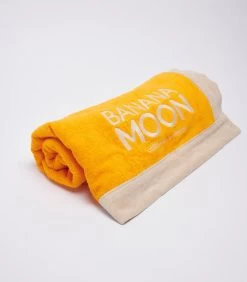 Banana Moon Lanza Towely Oranje Strandlaken