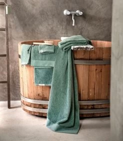 Handdoek Remade Cotton Donker Groen -Woninginrichting bf4827c00864489d96832a5ffacd041c