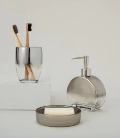 Dispenser Voor Vloeibare Zeep Madelyn Zilver -Woninginrichting d56981ef50cf4222b1ac958517aae4ad